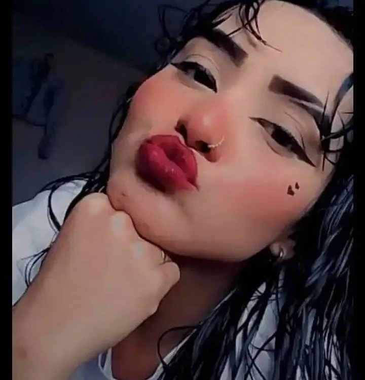 cataleya_wrist