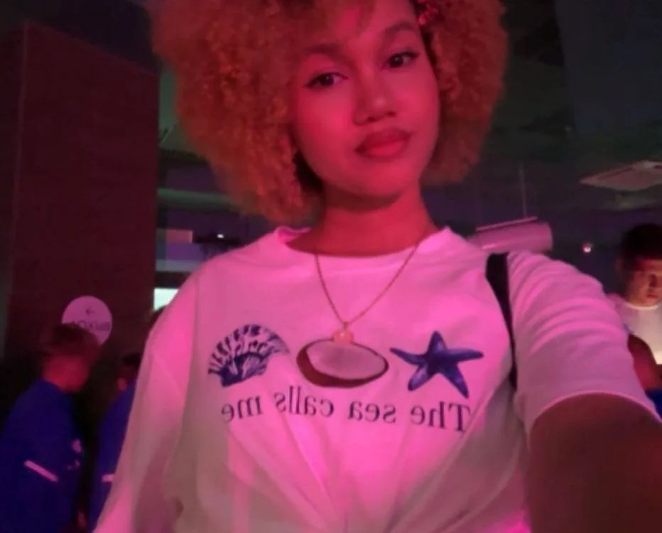 chloe_eclipse
