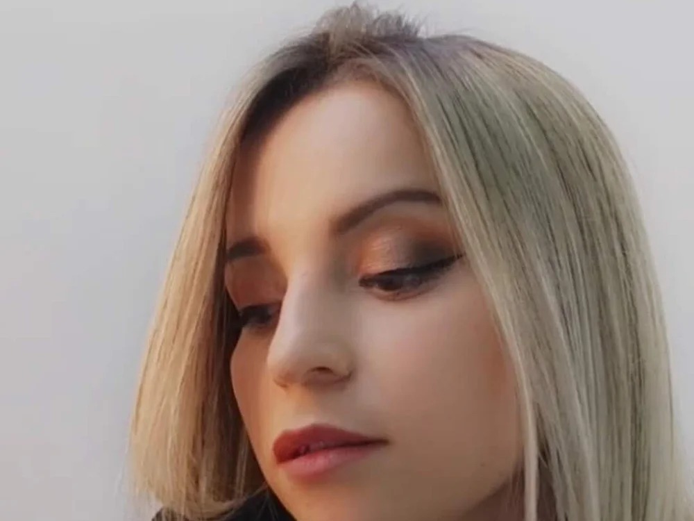 cloedesantis03