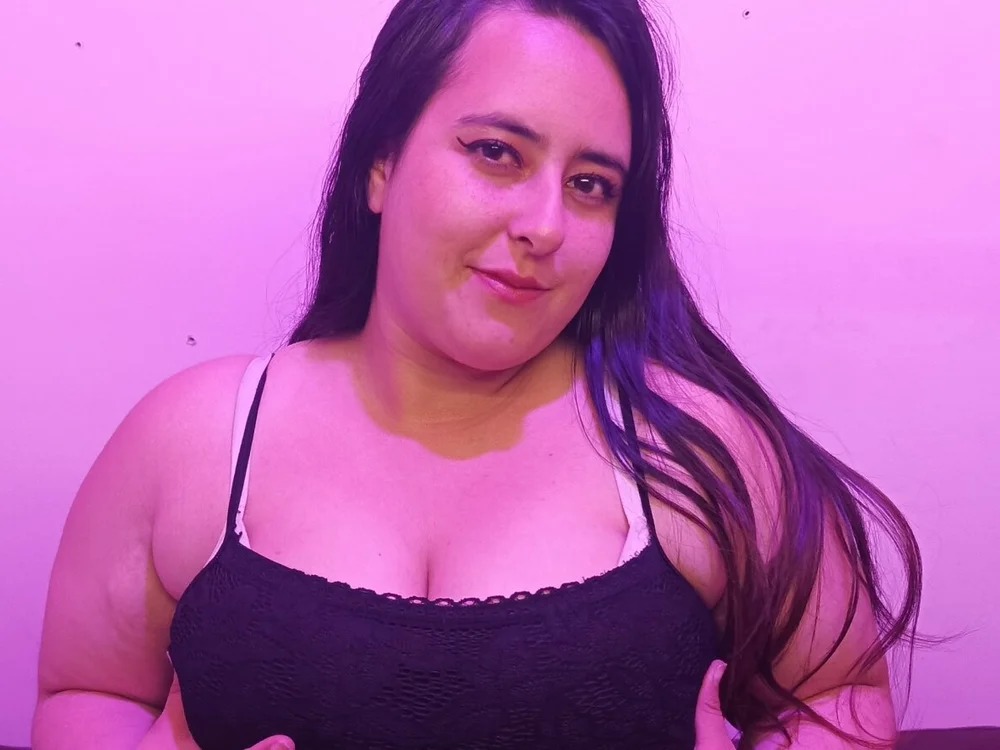 curvy_candy_