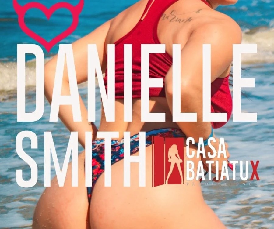 danielle_smithh_