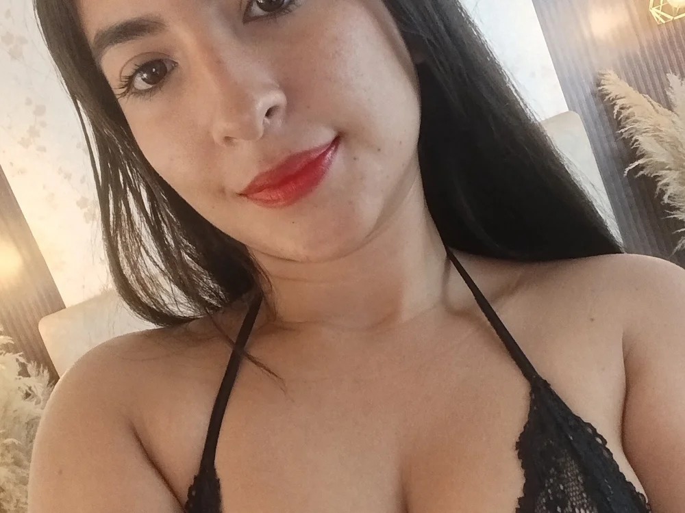 emily__