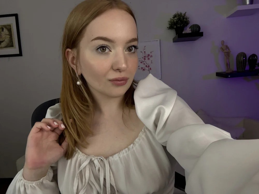 emma_blush69