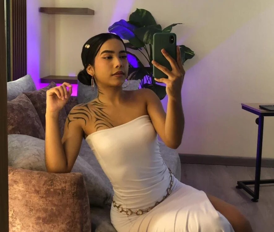 emma_hamilton_