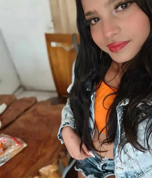 esmeralda_collins__
