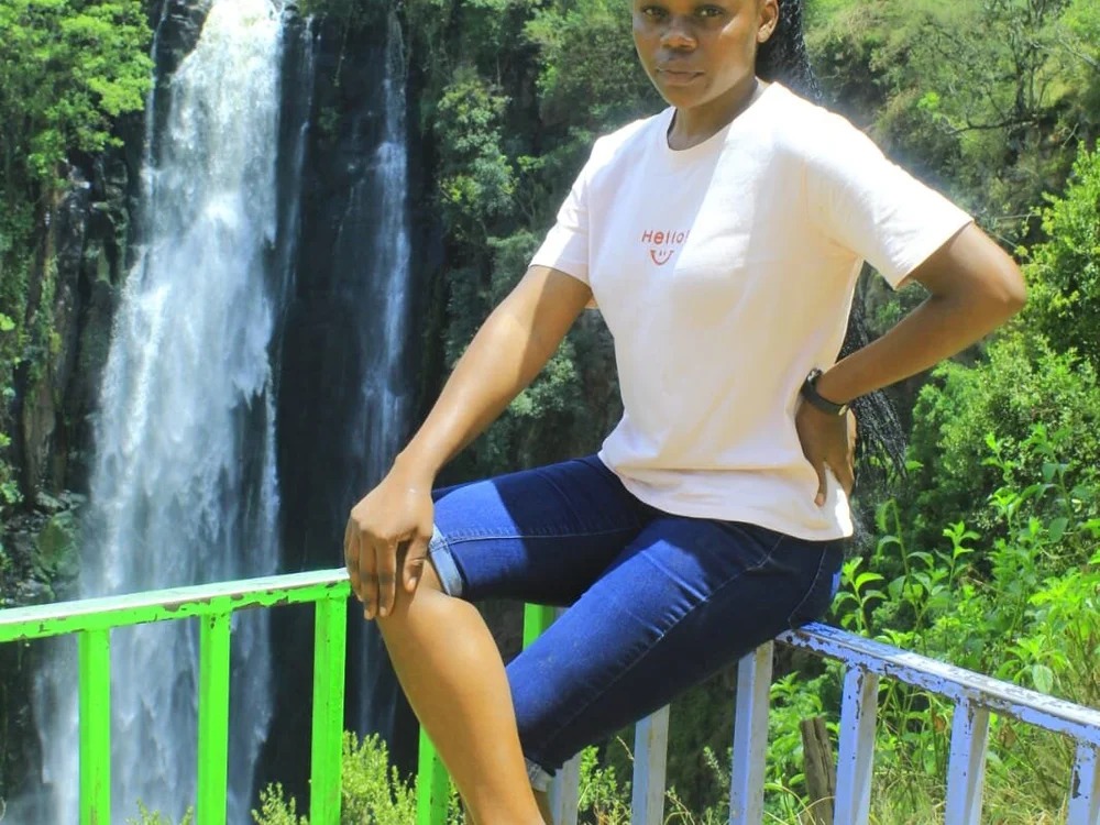 girly_mara