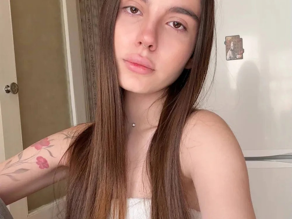 hey_hey_Bella