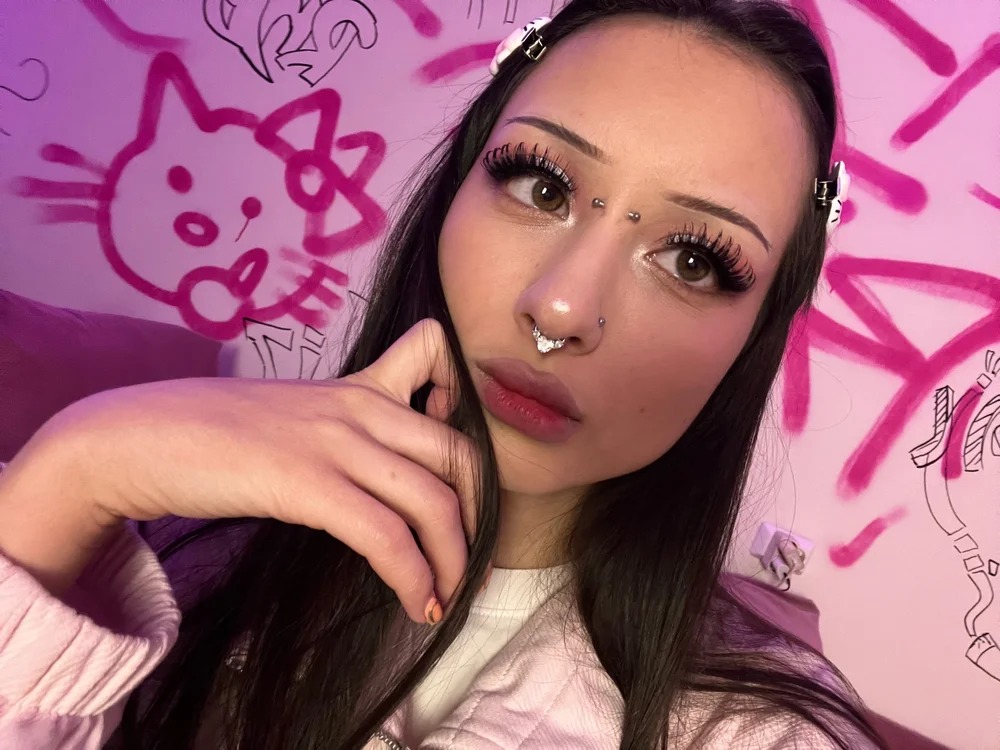 holypinkie14
