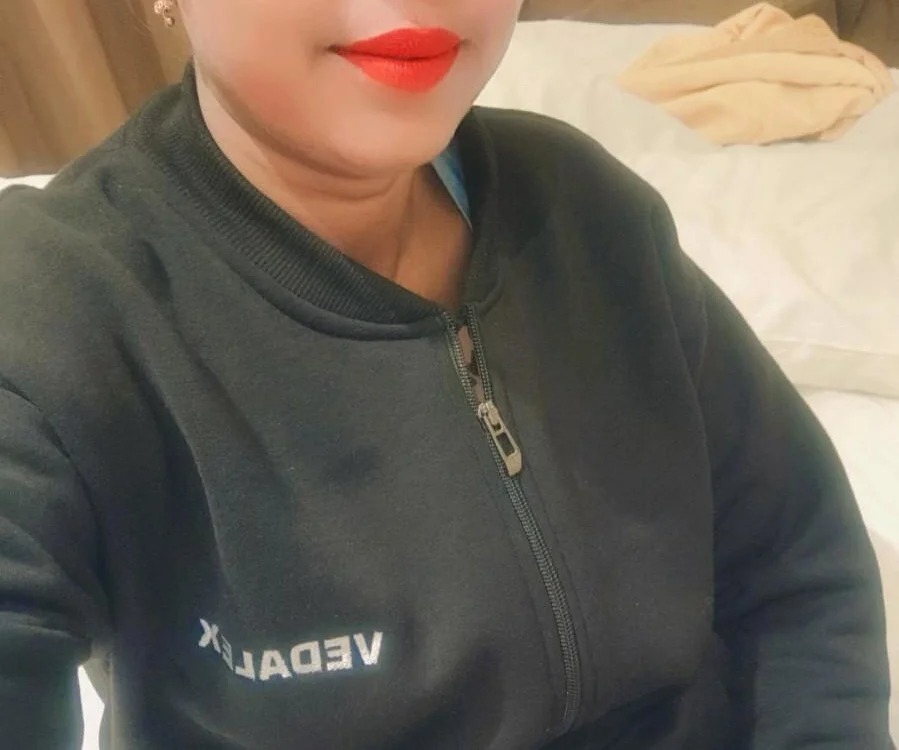 hot_bhabi07