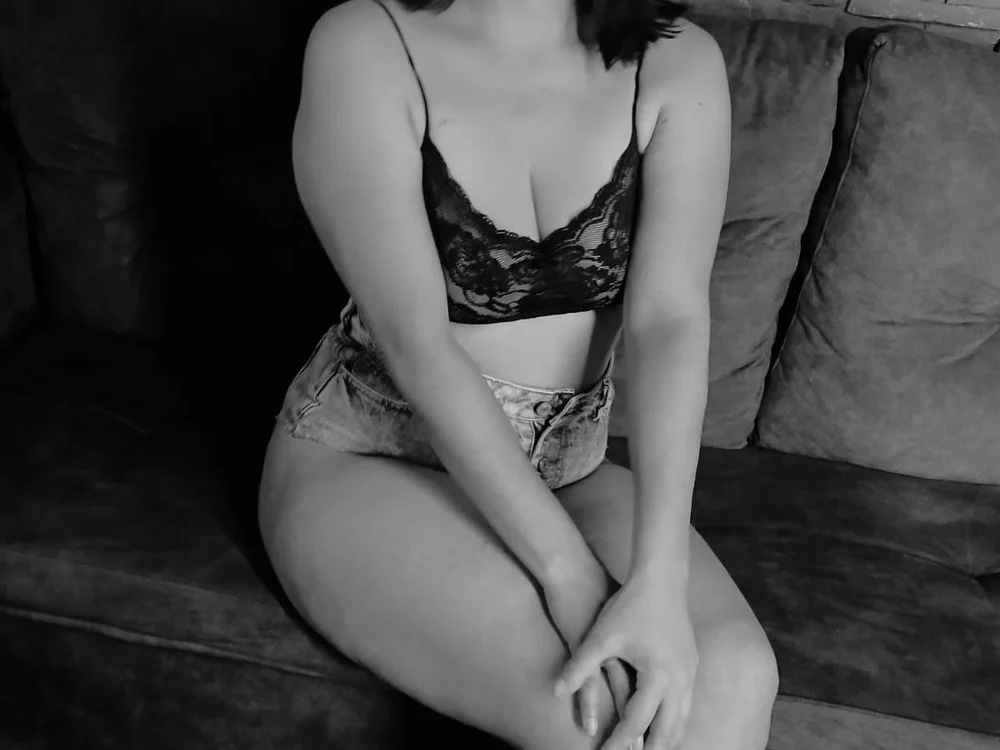 isabella_roja