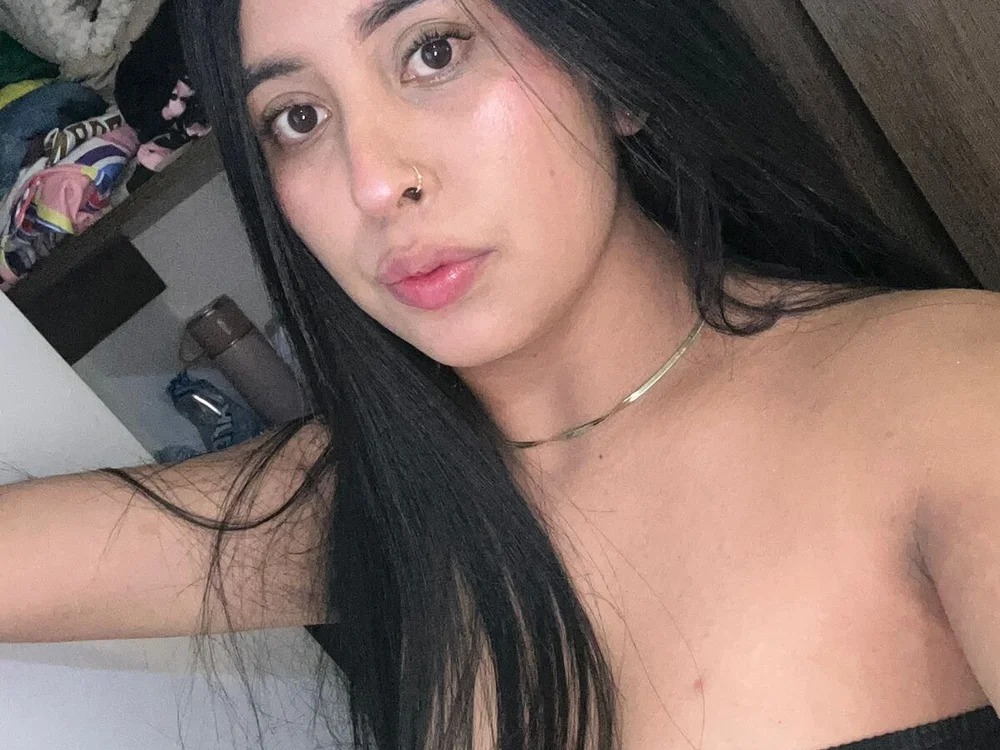 laraiisboobs