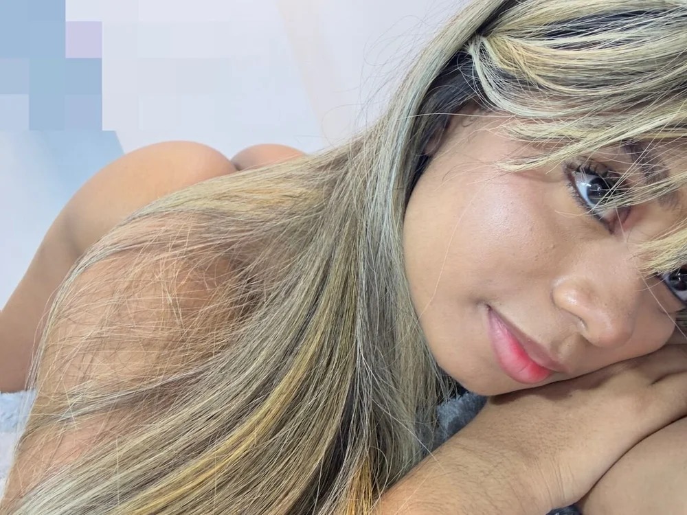 lili-encanto-girl