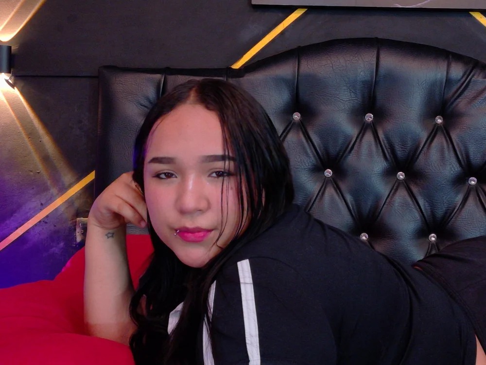 megan_valmont