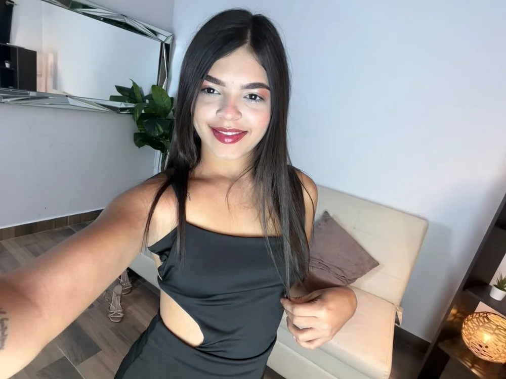 miafistingx