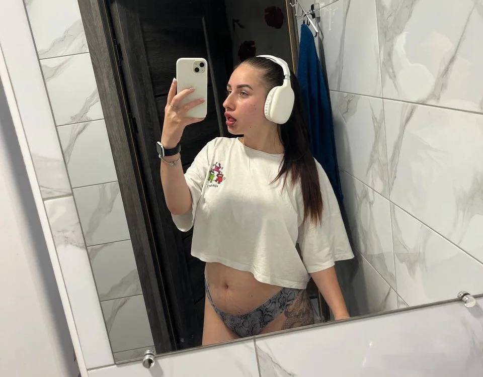 monaXlove