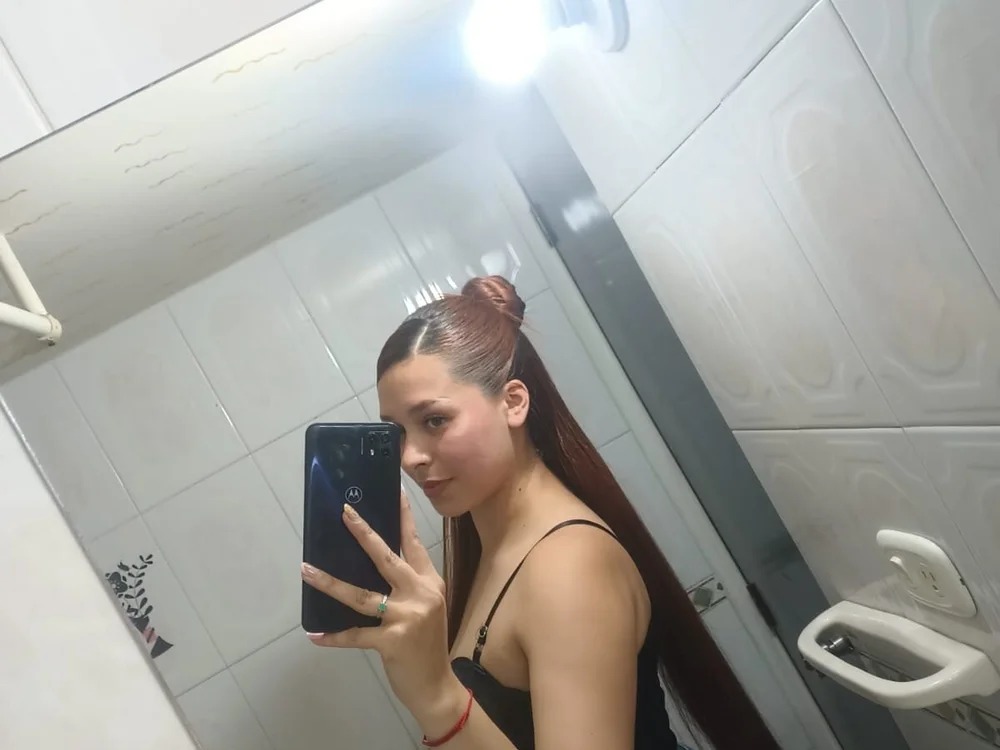 nicolleonne