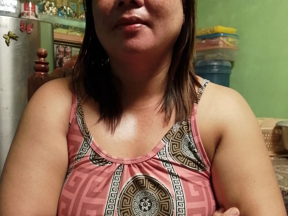 pinay_mona_mae