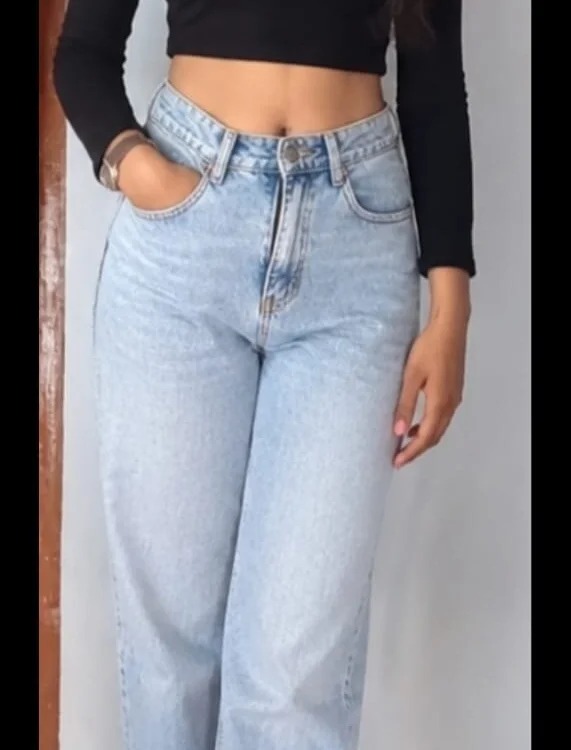 pyasi_ladki7