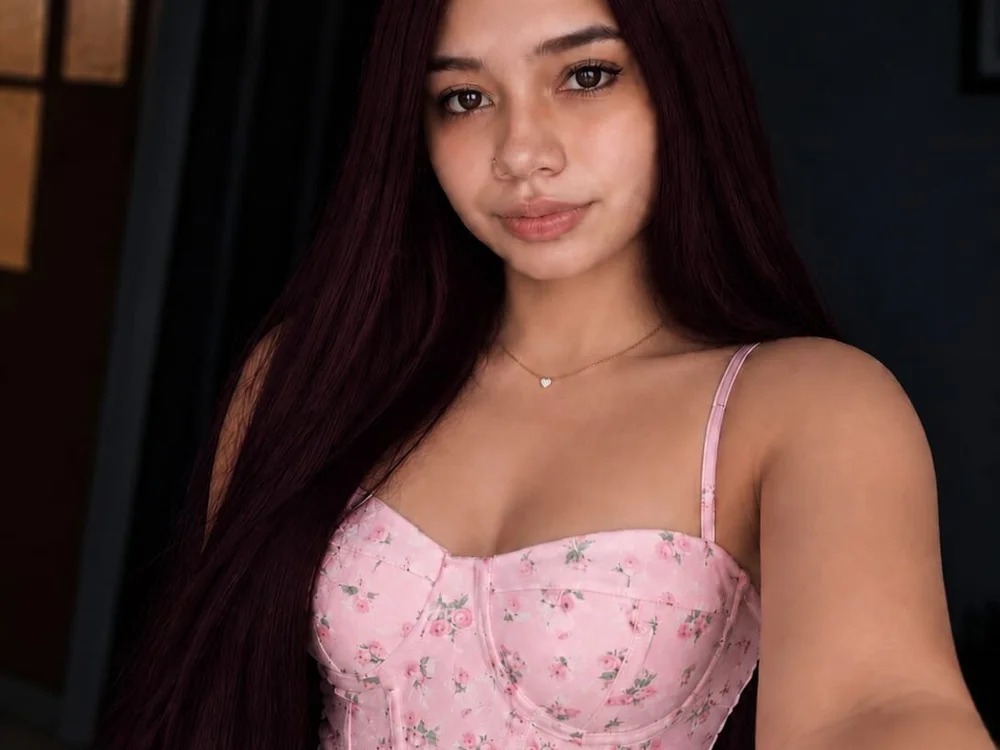 samantha_bigtits
