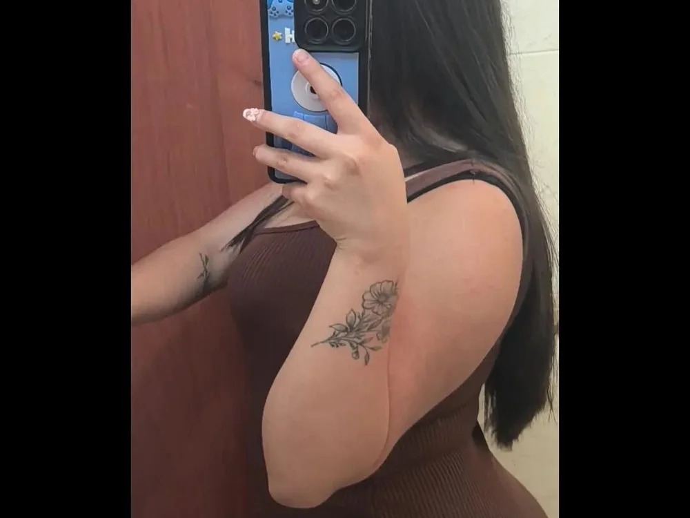 sara_blue22