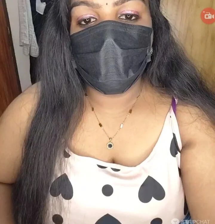 sexy-keerthi