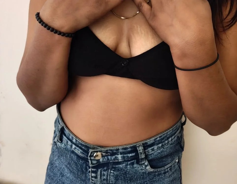 sexy_zeenu