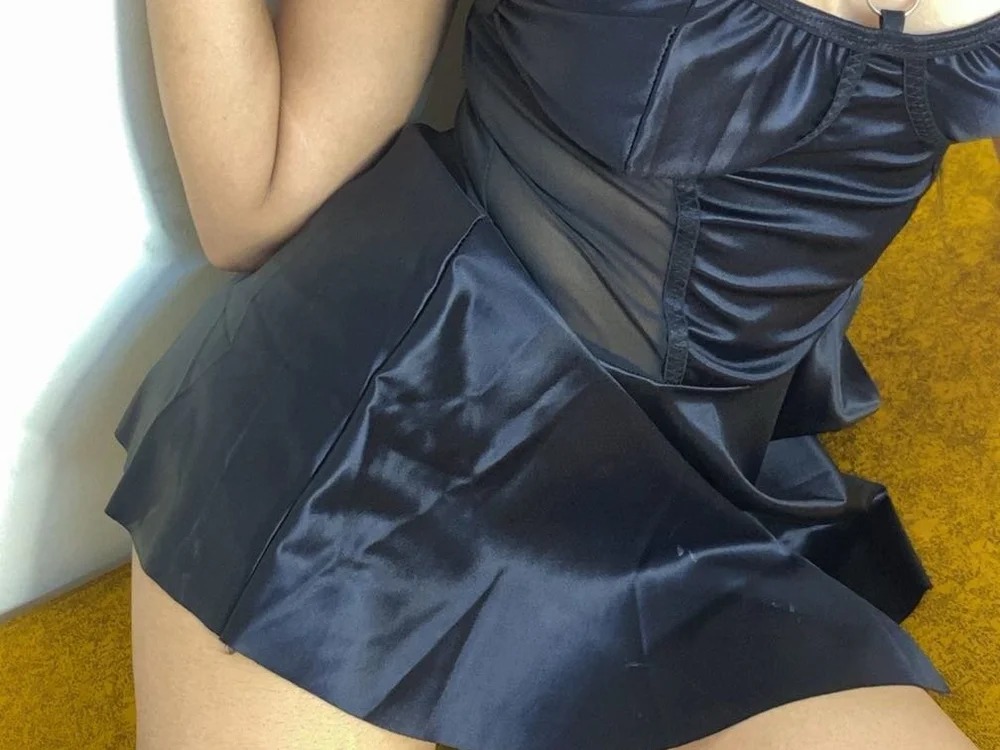 shy_jhanvi_