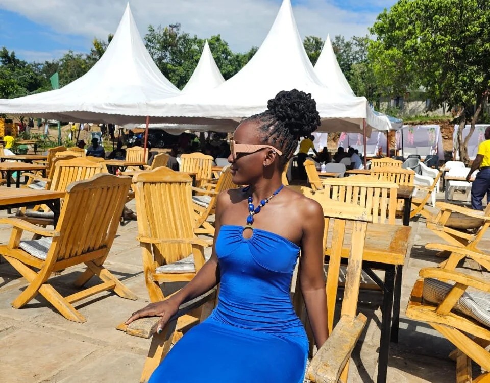 spot_curvy