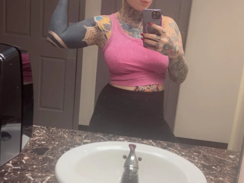 tatted_milf_69