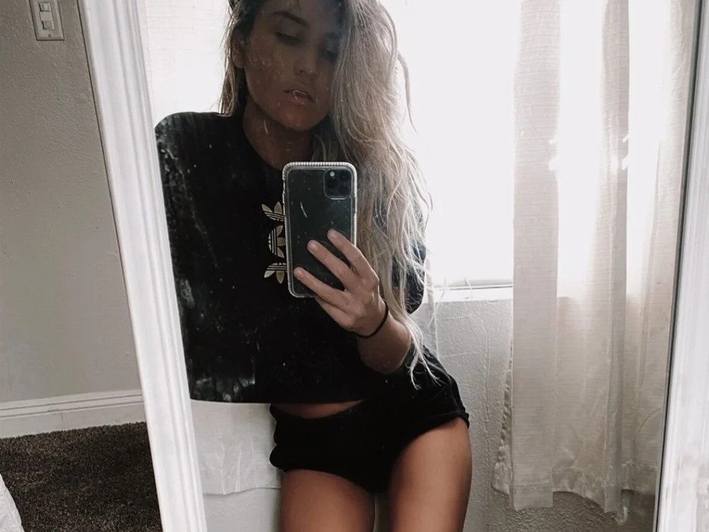 thebeachyblonde
