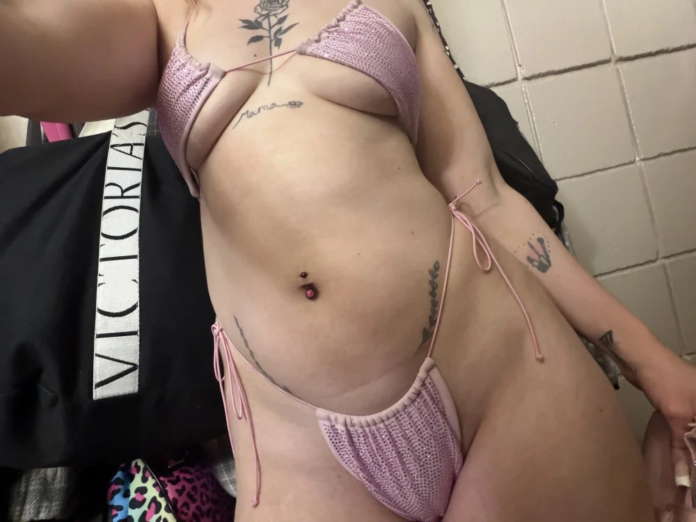 themilfnextdoor26