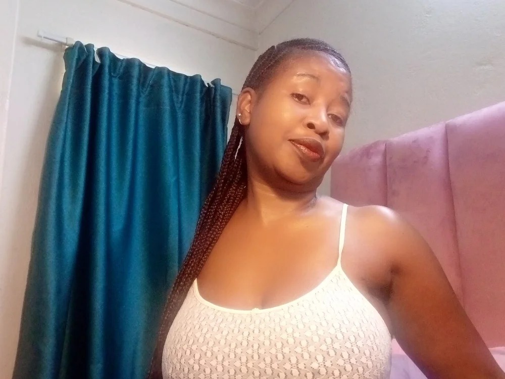 tightboobs