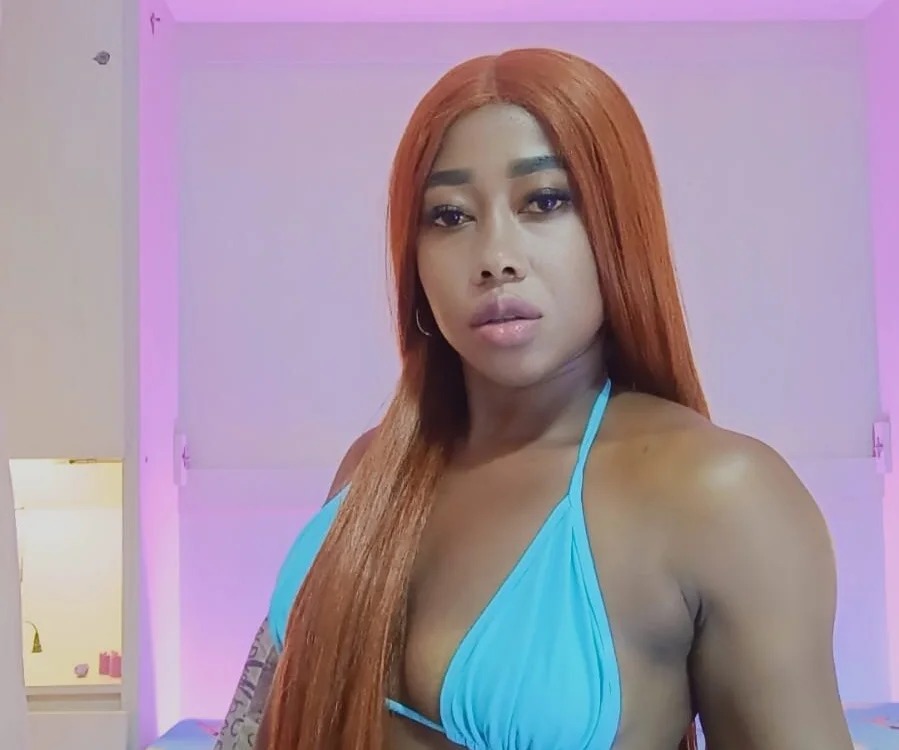 zoe_ambar