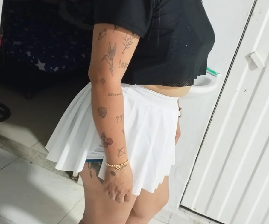 zoe_naugthy